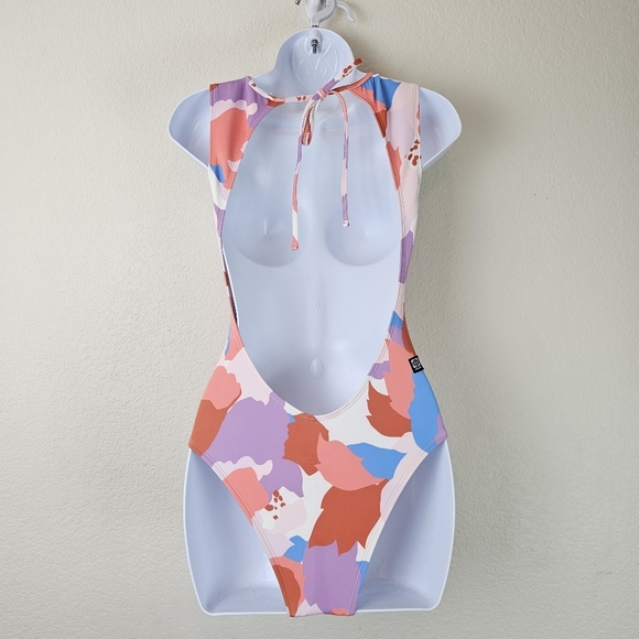Jolyn x Eryn Krouse Leilani One Piece Surf Swimsuit Size S Open Back UPF 50+ - Picture 5 of 12